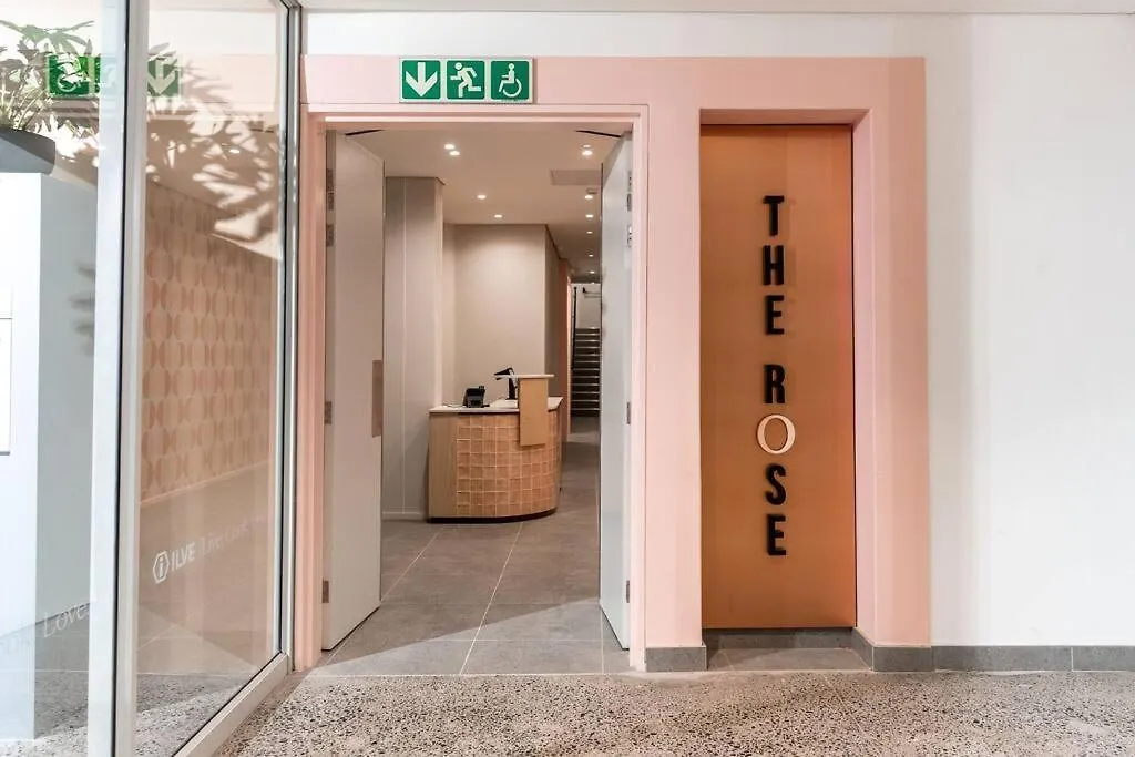 The Rose 202 -2Bedroom Apartment With Rooftop Pool Le Cap 0*,