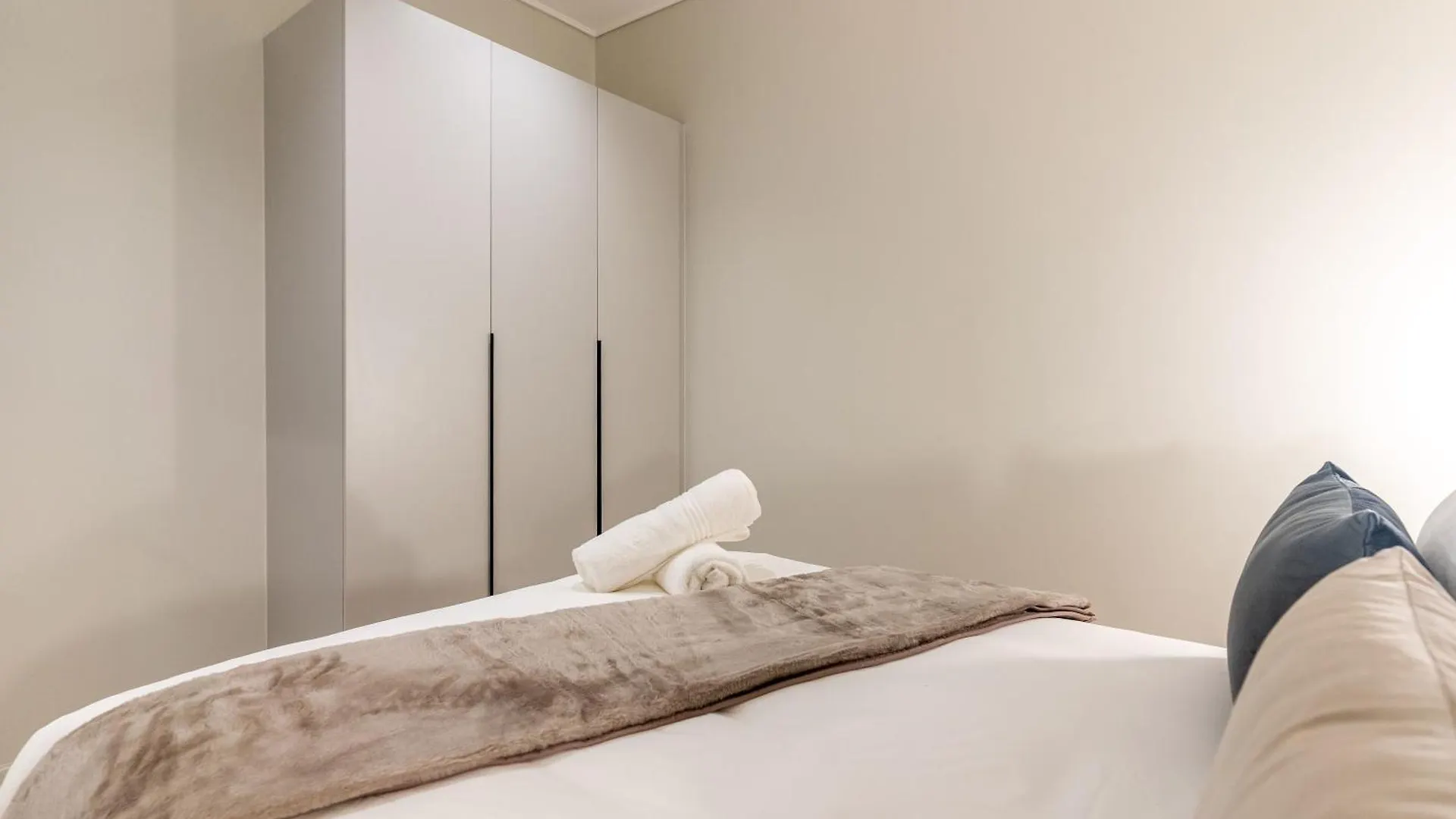 The Rose 202 -2Bedroom Apartment With Rooftop Pool Le Cap